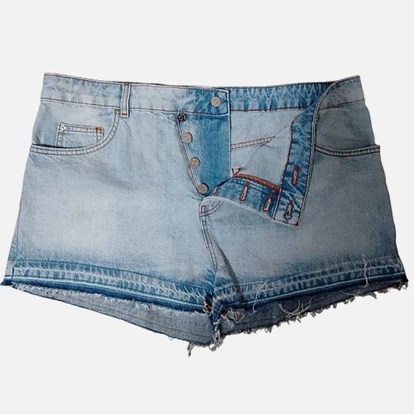 BDG Plus Size Asymmetrical "A-Line Short" Buttonfly Released Hem Jean Shorts 34 - Picture 1 of 9